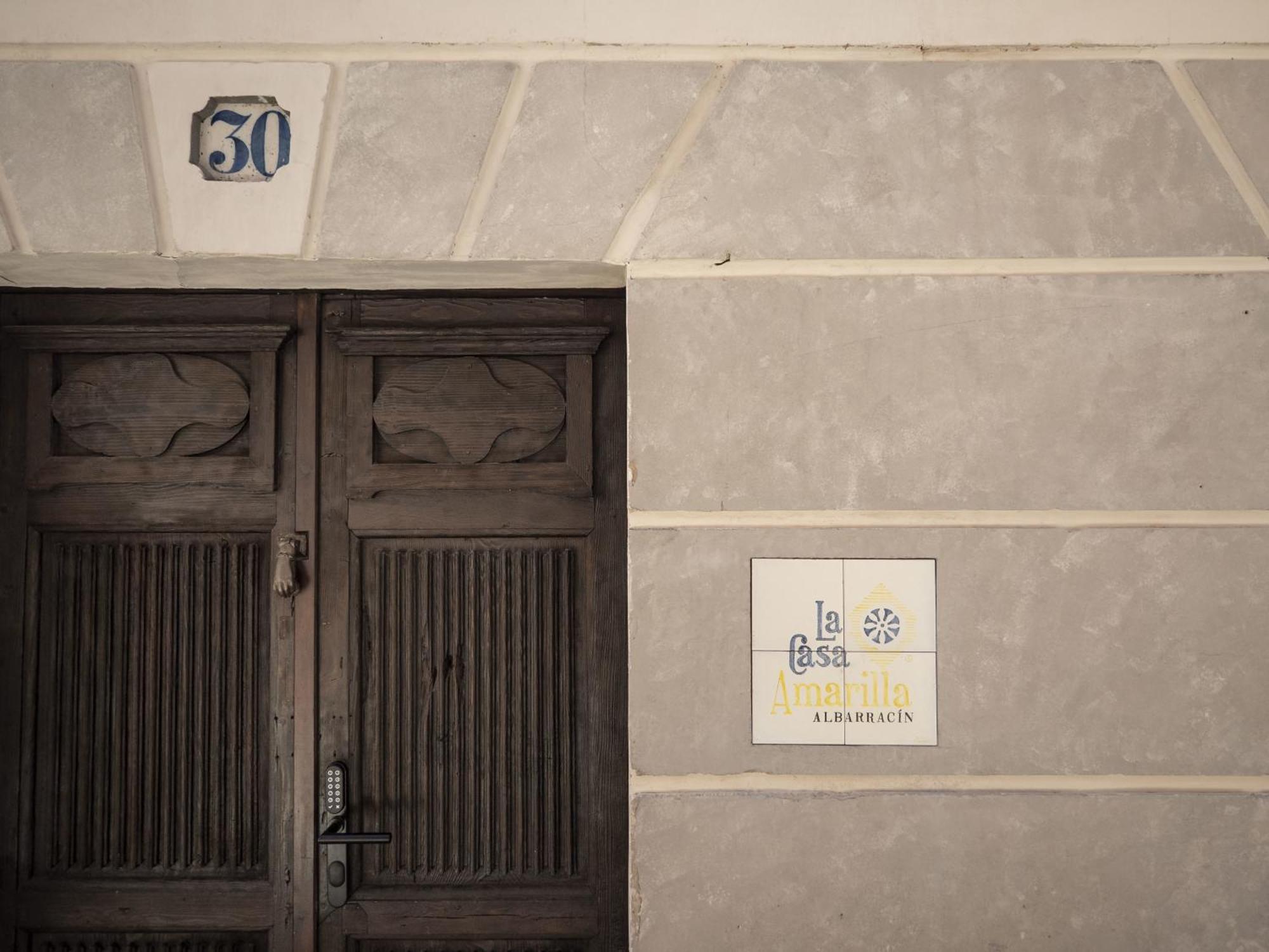La Casa Amarilla Apartamento Enebro Albarracín Eksteriør billede