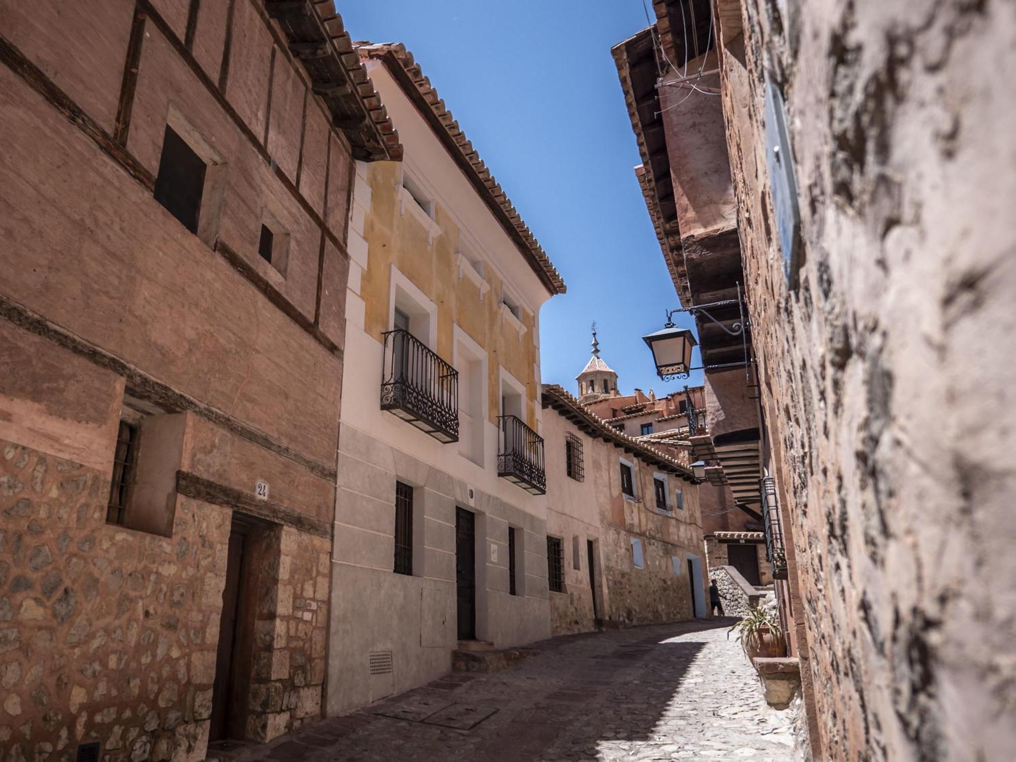 La Casa Amarilla Apartamento Enebro Albarracín Eksteriør billede